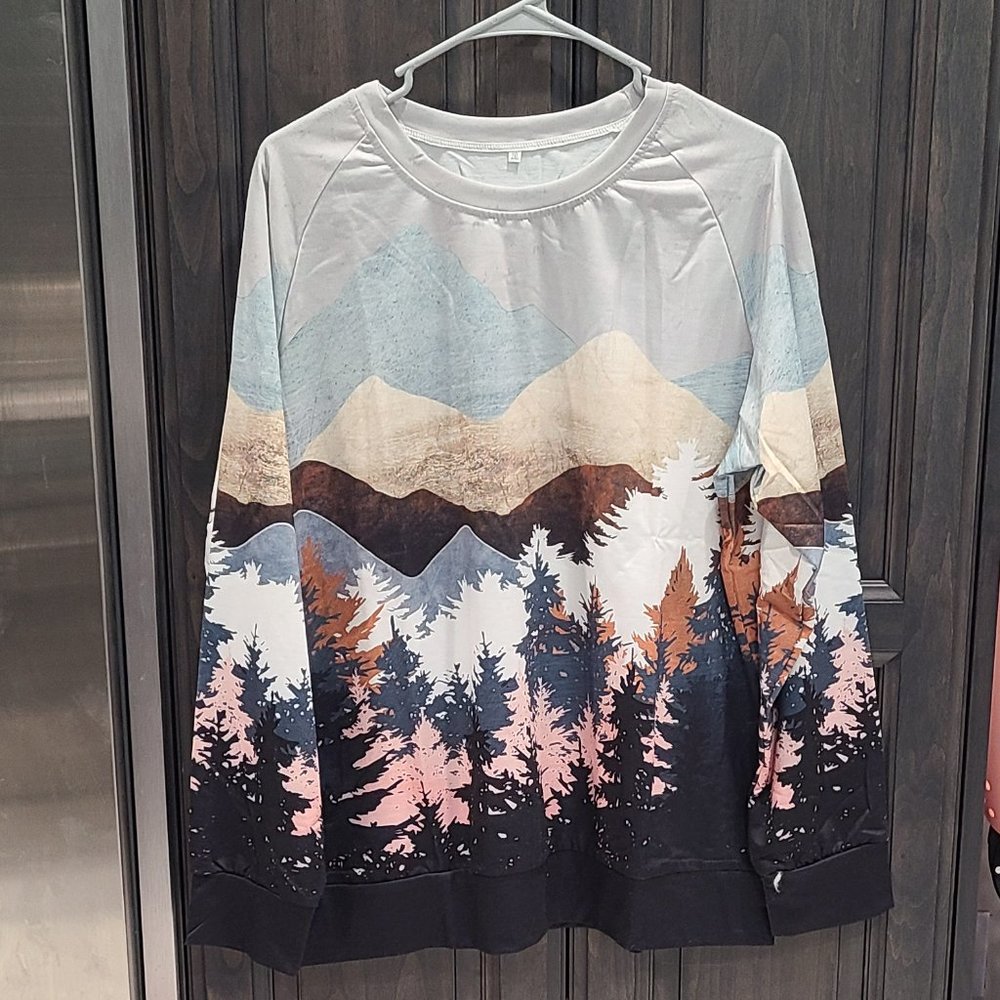Gray and brown mountain landscape pullover